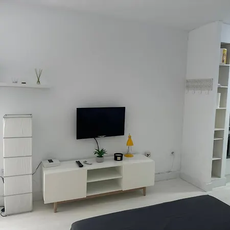 Διαμέρισμα Estudio Torrecilla Playa - Selenity Homes *